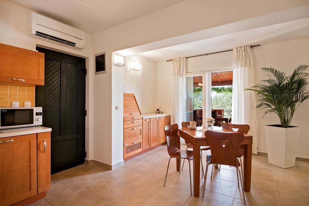 Apartman Roza 罗戈兹尼察 外观 照片