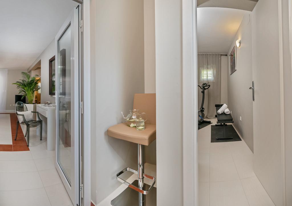 Apartman Roza 罗戈兹尼察 外观 照片
