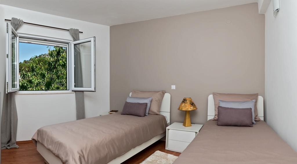 Apartman Roza 罗戈兹尼察 外观 照片